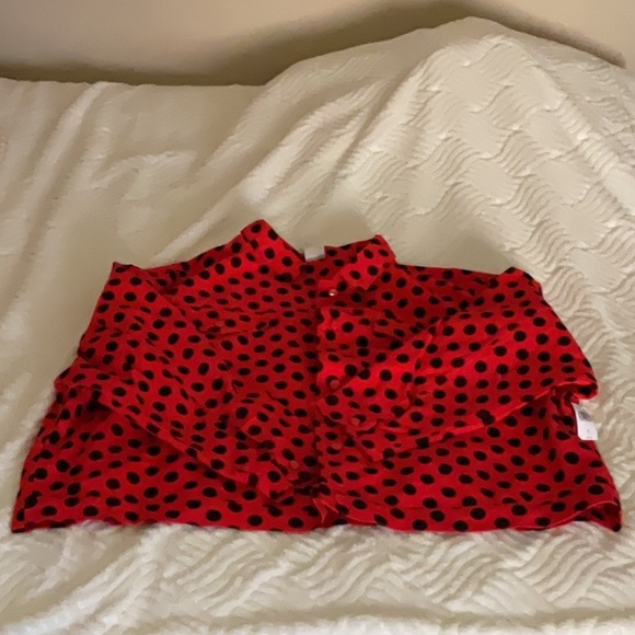 NWT Disney Parks Minnie Mouse Classic Red & Black Polkadot Jean Jacket - Picture 1 of 2